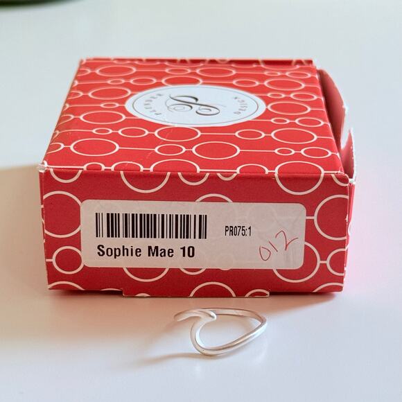 New Plunder "Sophie Mae" Wave Ring (10) Matte Silver - Picture 4 of 4